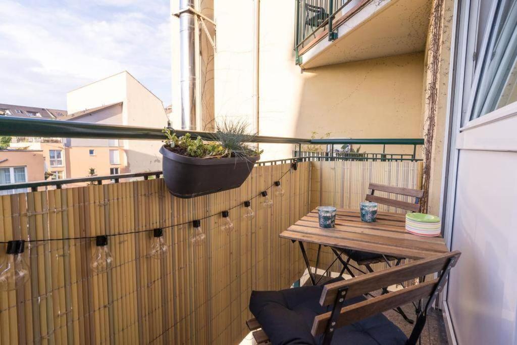 Die Kleine „Louise“ In Der Neustadt Mit Tiefgarage Dresda Esterno foto