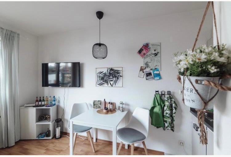Die Kleine „Louise“ In Der Neustadt Mit Tiefgarage Dresda Esterno foto